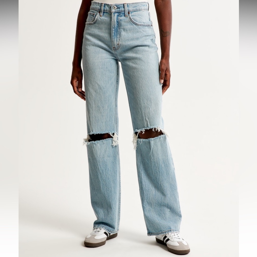 Abercrombie 90s relaxed high rise jeans in 26 short